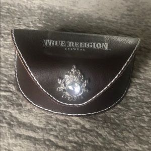 🦄True Religion Eyeware Case